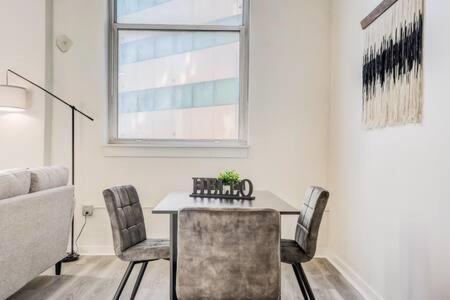 Cozysuites - 2Br With Direct Skybridge Access #5 Indianapolis Exterior photo